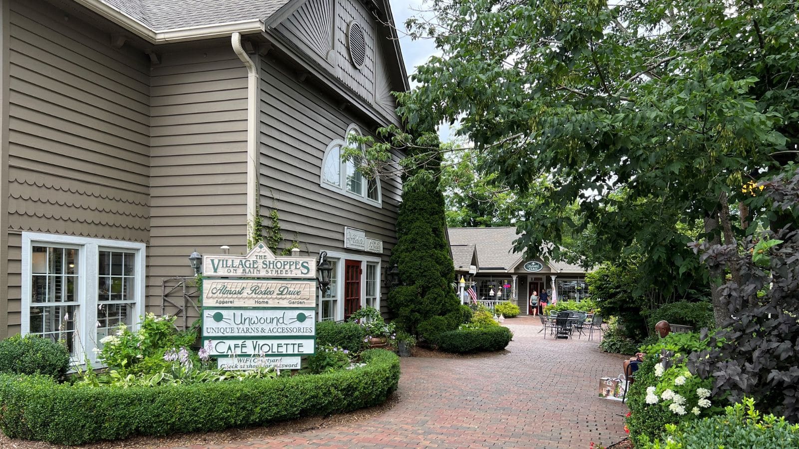 8 Main Street Shopping Secrets in Blowing Rock ⋆ Blowing Rock