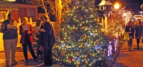 Holiday Stroll in Blowing Rock