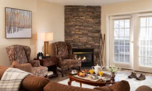 sitting area in meadowbrook inn